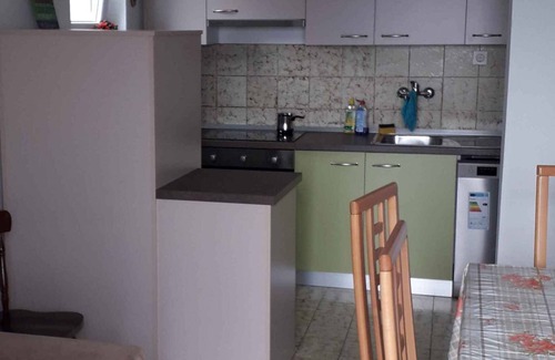 Municipality of Omisalj Apartment | Holiday apartment only 30m from the sea