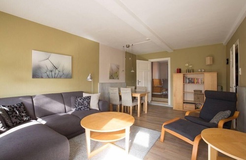 Pellworm House | Holiday apartment Pellworm (Ort) for 1 - 4 persons with 2 bedrooms - Holiday house