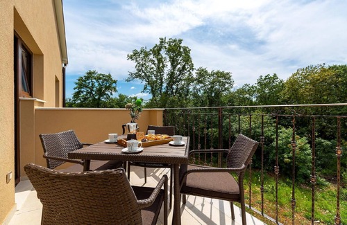 Mugeba Apartment | Holiday apartment Poreč for 1 - 4 persons with 2 bedrooms - Holiday apartment in one or multi-family