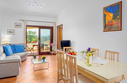 Arzachena Apartment | Holiday Apartment "Residence Le Palme" with Mountain View, Shared Pool & Wi-Fi