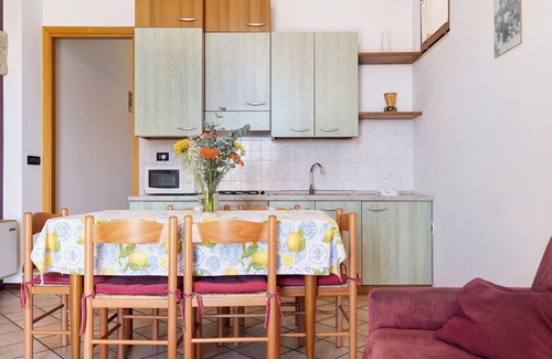 Oldesio Apartment | Holiday Apartment 'Rustico Spagnol 1' with Lake View, Pool & Wi-Fi