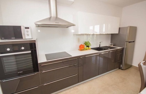 Seget Donji Apartment | Holiday apartment Seget Donji for 1 - 7 persons with 4 bedrooms - Holiday apartment in one or multi-