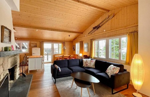 Soerenberg Ski Chalet | Holiday apartment Sörenberg for 1 - 4 persons with 3 bedrooms - Chalet