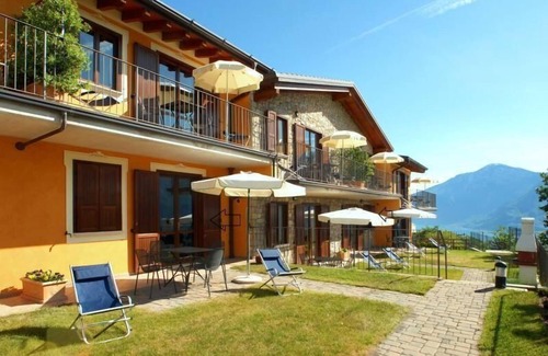 Prabione Apartment | Holiday apartment Tignale for 1 - 4 persons with 1 bedroom - Holiday apartment