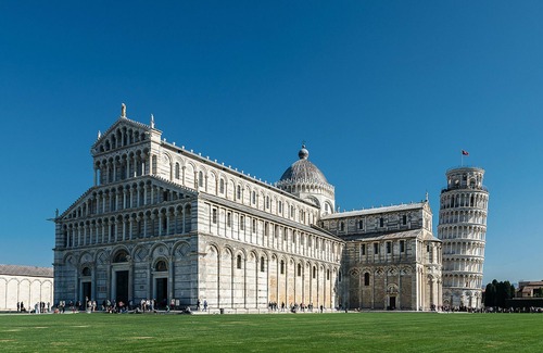 Pisa Apartment | Holiday Apartment "Tosca 3" with Private Terrace & A/C