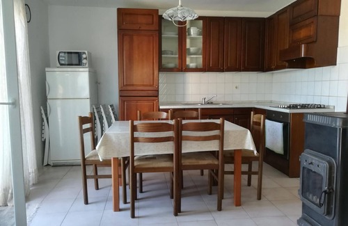 Susica Apartment | Holiday apartment Ugljan (Ort) for 1 - 6 persons with 2 bedrooms - Row house