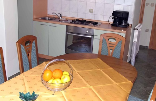 Kraj Apartment | Holiday apartment with 2 air conditionings 30 m from the Adriatic Sea