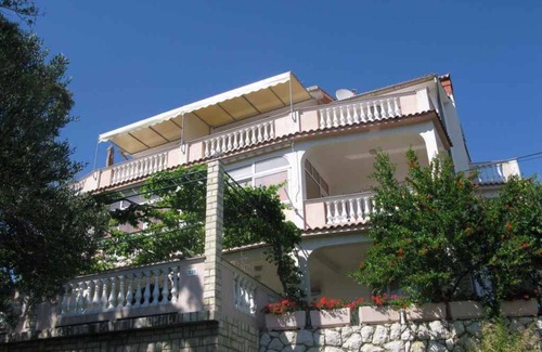 Lopar Apartment | Holiday apartment with air conditioning