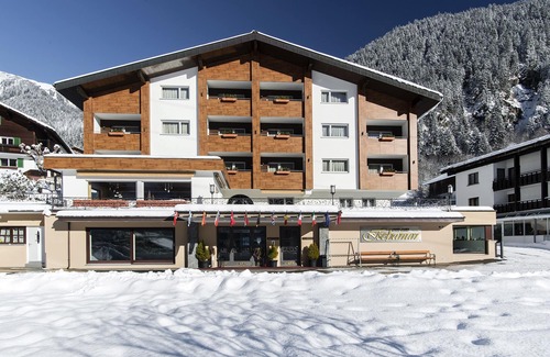 Gaschurn Apartment | * Holiday apartment with 2 bedrooms, indoor pool, wellness area