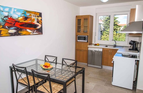 Funtana Apartment | Holiday apartment with pool and balcony
