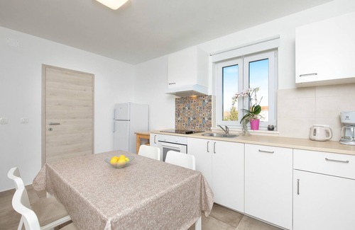 Poljica Apartment | Holiday apartment with air conditioning and WLAN