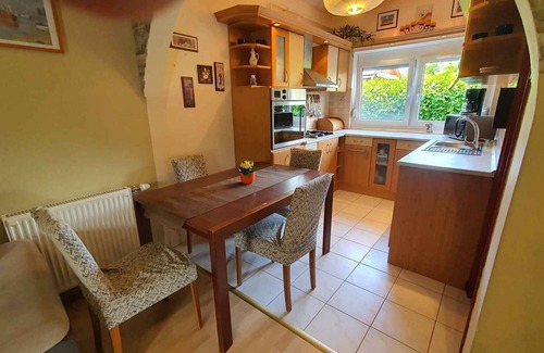Zamardi Apartment | Holiday apartment with Pool and Internet