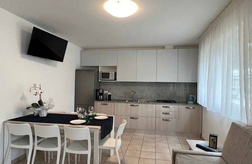 Lignano Sabbiadoro Apartment | Holiday apartment with internet, air conditioning and close to the beach