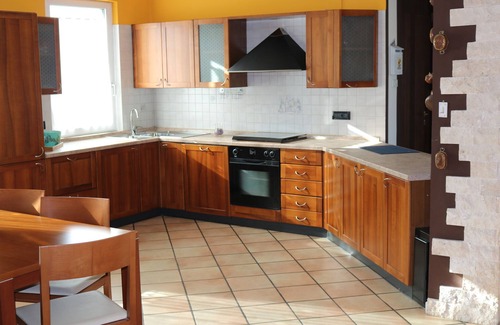 Montioni Apartment | Holiday apartment with large garden