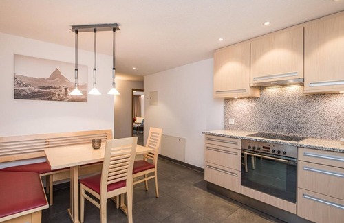 Zermatt Ski Chalet | Holiday apartment Zermatt for 1 - 5 persons with 2 bedrooms - Holiday apartment in one or multi-fami