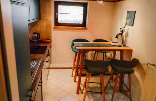 Bad Peterstal-Griesbach Apartment | Holiday Apartment 'Bästenbach' with Lake View, Private Terrace and Wi-Fi