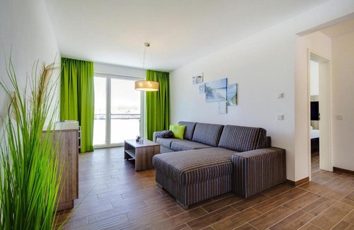 Grossposna Apartment | Holiday flat im Ferienresort LAGOVIDA am Störmthaler See Großpösna - DLS01100e-P