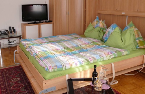 Gries Apartment | Holiday flat in down centre with underground parking