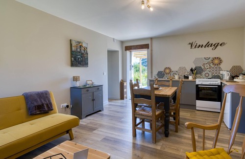 Savigne House | Holiday gite on a vineyard