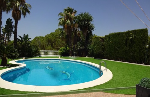 Pinos de Alhaurin House | Holiday house Alhaurin de la Torre for 1 - 12 persons with 5 bedrooms - Holiday home
