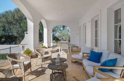 Benalup-Casas Vieja House | Holiday Home 'Albatros' with Private Pool, Wi-Fi and Air Conditioning