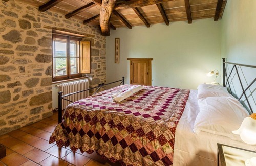 Caprese Michelangelo House | Holiday house Caprese Michelangelo for 1 - 24 persons with 10 bedrooms - Holiday home