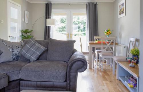Achachork House | Holiday Home 4 Storr Place by Interhome
