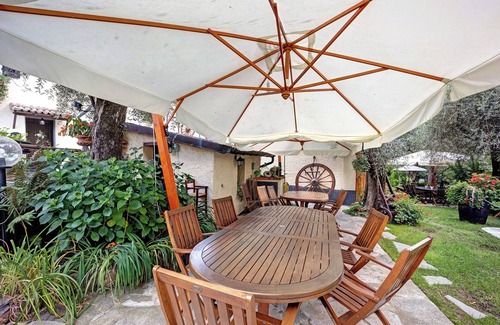 Paravenna Apartment | Holiday Home "Agriturismo U' Spigu Ca' du Stevolu" with Mountain View, Shared Garden & Wi-Fi