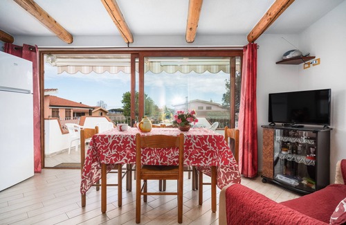 Budoni House | Holiday Home 'Al Mare Da Mémé' with Sea View, Private Terrace and Air Conditioning