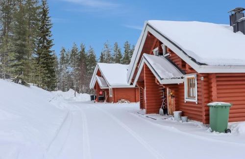Kehys-Kainuu House | Holiday Home Alppi 6b paritalo by Interhome