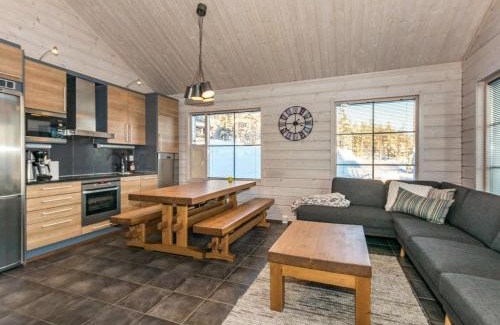 Kehys-Kainuu House | Holiday Home Aurinko-saaga 6 paritalo by Interhome