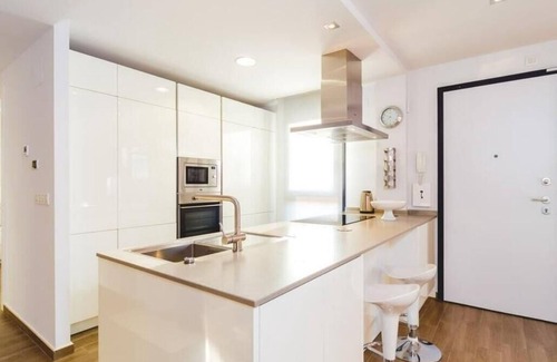 Torrevieja House | Holiday Home 'Azalea II' close to the Sea with Pool & Wi-Fi