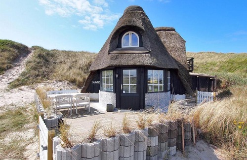 Fjand Badeby House | Holiday home Bjerghuse B- 446