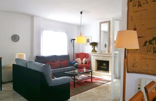 Hoya de los Patos House | Holiday Home Bonalba Golf- Urb- Los Naranjos by Interhome