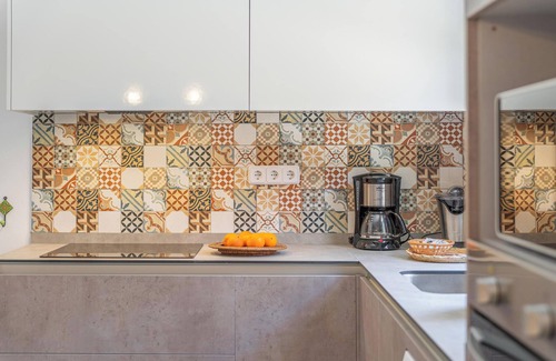 S'alqueria Blanca House | Holiday Home 'Ca Sa Tia Lluisa' with Sea View, Wi-Fi and Air Conditioning