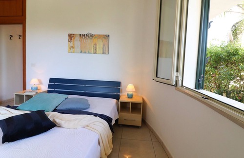 Castro House | Holiday Home 'Calilla A Castro ' with Private Terrace, Balcony and Air Conditioning