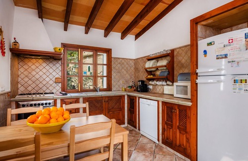 Fornalutx House | Holiday Home 'Can Bordoy' with Mountain View, Pool, Garden & Terrace