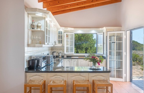 Pilar de la Mola House | Holiday Home 'Can Juan Pedro' with Sea View, Wi-Fi and Air Conditioning