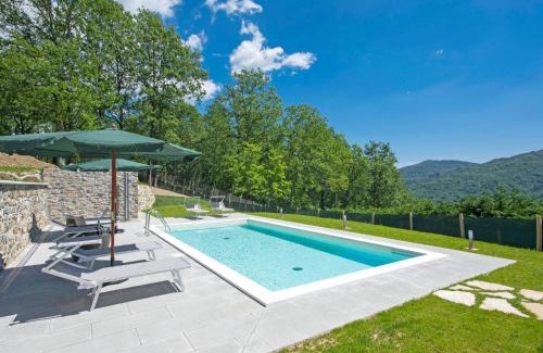 Tresana House | Holiday Home Cantiniere by Interhome