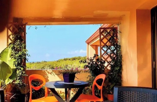 Capo Mannu House | Holiday Home "Capo Mannu-Mandriola" with Sea View, Terrace & Wi-Fi