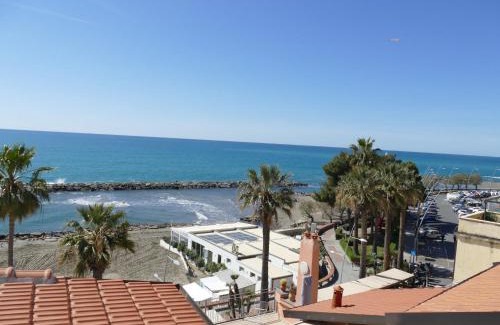 Riva Ligure House | Holiday Home Casa della Mamma by Interhome