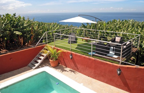 Tijarafe House | Holiday Home "Casa La Flamenca" with Sea Views, Private Pool and Wi-Fi