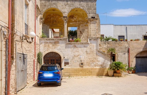 Maruggio House | Holiday Home Casa Maruggio close to the Sea with A/C