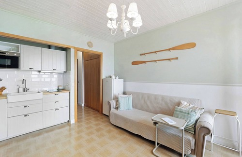 Ospedaletti House | Holiday Home 'Casa Salviamare' with Sea View, Pool & Terrace