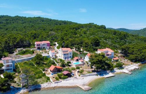 Iz House | Holiday Home Cici by Interhome