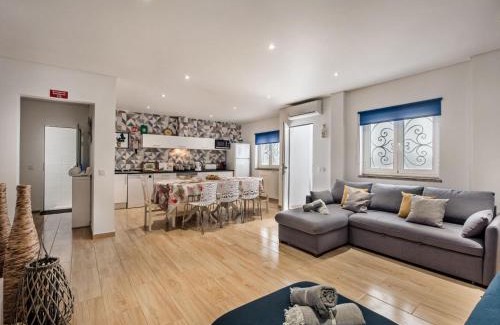 Albufeira House | Holiday Home Cristal by Interhome