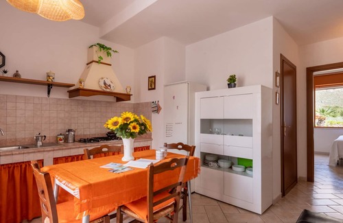Cornino House | Holiday Home "Dolce Tramonto" Near Beach with Mountain View, Garden & Wi-Fi