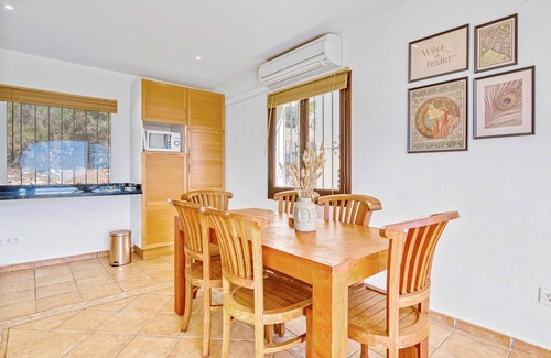 Teulada House | Holiday Home 'Dulce Amor' with Sea View, Wi-Fi and Air Conditioning
