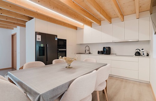Portela House | Holiday Home 'Dunas E Abraços' with Mountain View, Wi-Fi and Air Conditioning