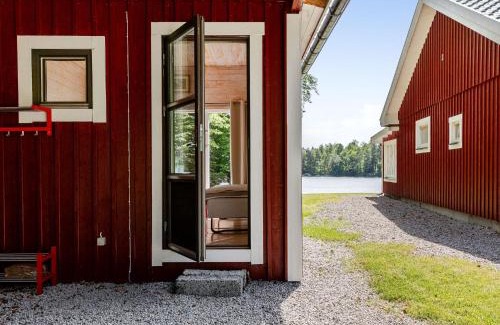 Olofstrom House | Holiday Home Erikstorp Femman by Interhome